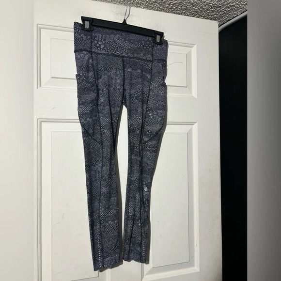 Lululemon Fast & Free 7/8 Tight II *Nulux 25" - Picture 3 of 4